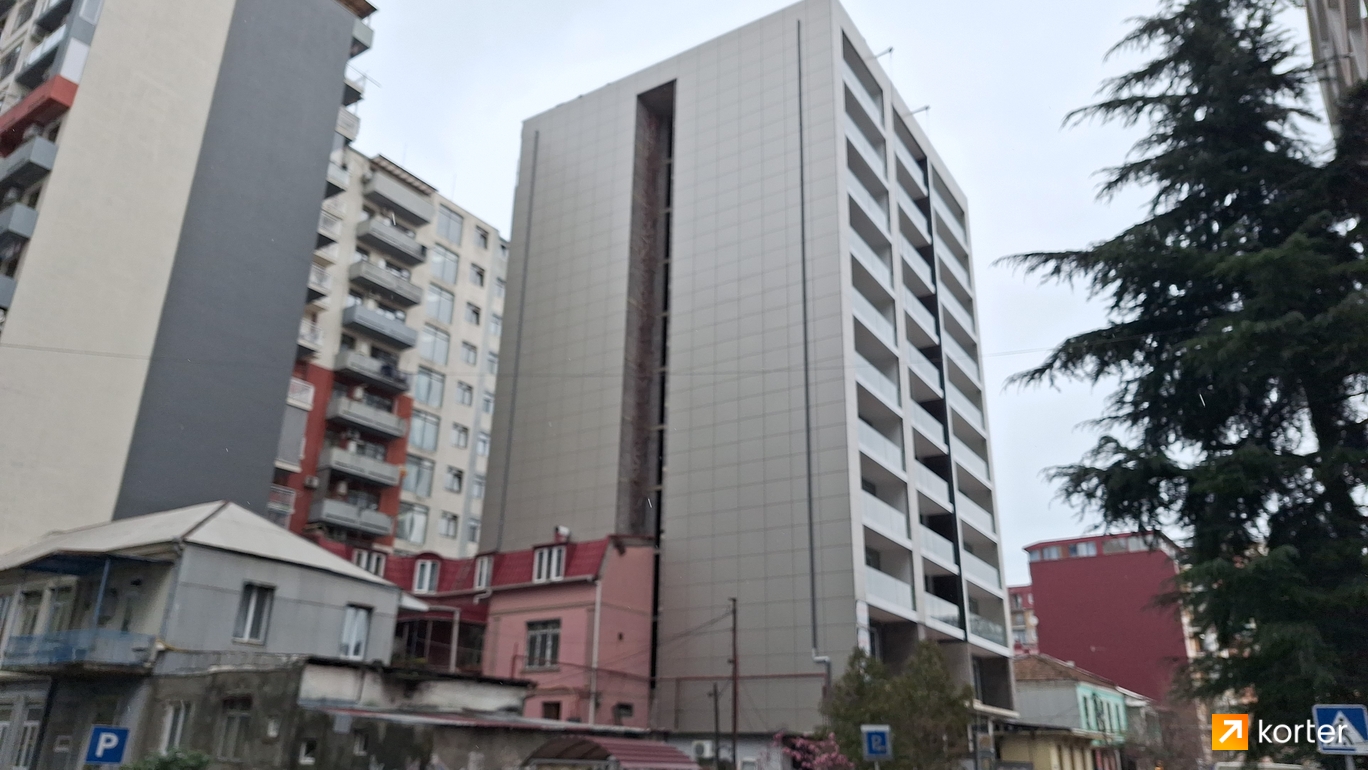 მშენებლობის პროცესი Comfort House - რაკურსი 1, მარტი 2024