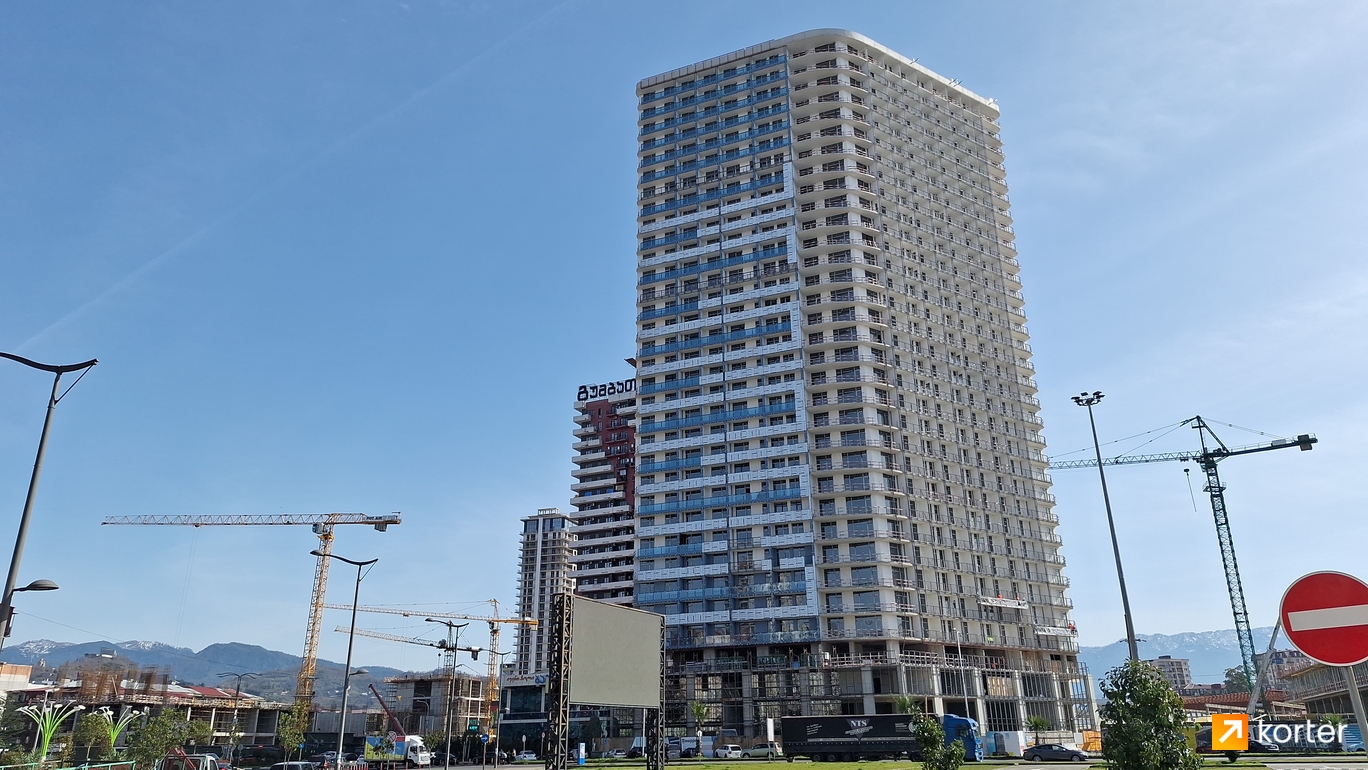 Ход строительства Bagrationi Residence Batumi - Ракурс 4, მარტი 2024