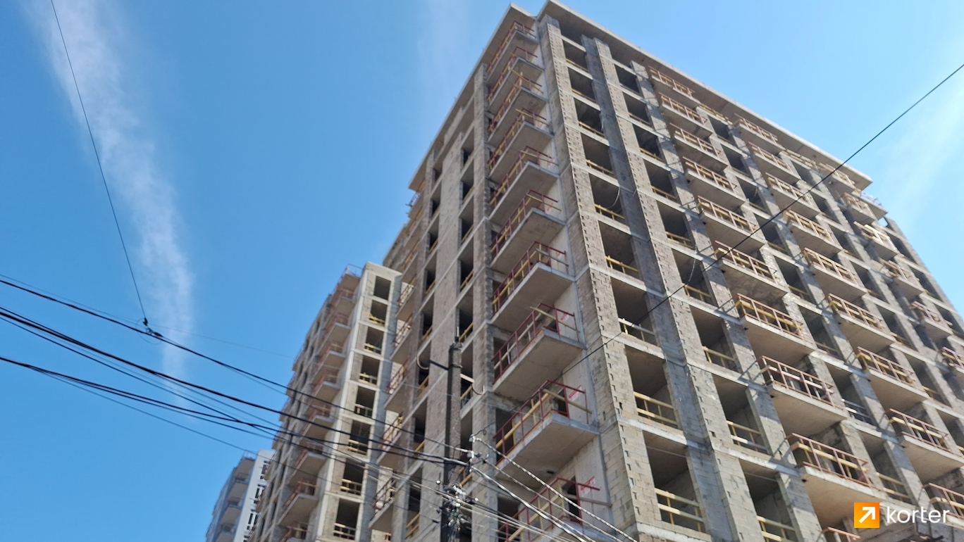 მშენებლობის პროცესი New Boulevard Residence - რაკურსი 8, მარტი 2024