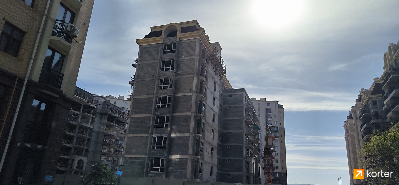 Construction progress Hualing Tbilisi Sea New City - Spot 6, март 2024