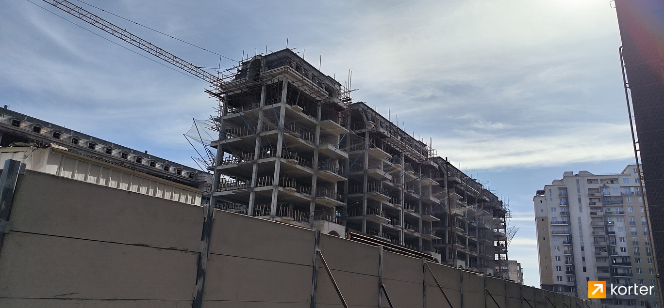 Construction progress Hualing Tbilisi Sea New City - Spot 11, март 2024