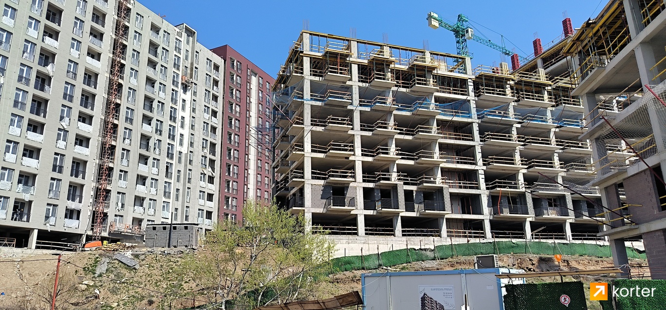 Construction progress Viva Rockwell - Spot 2, апрель 2024