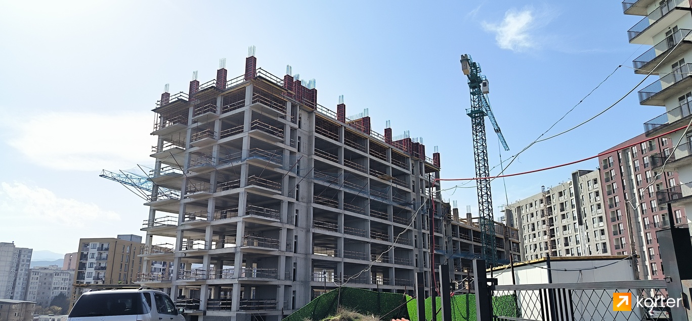 Construction progress Viva Rockwell - Spot 5, апрель 2024