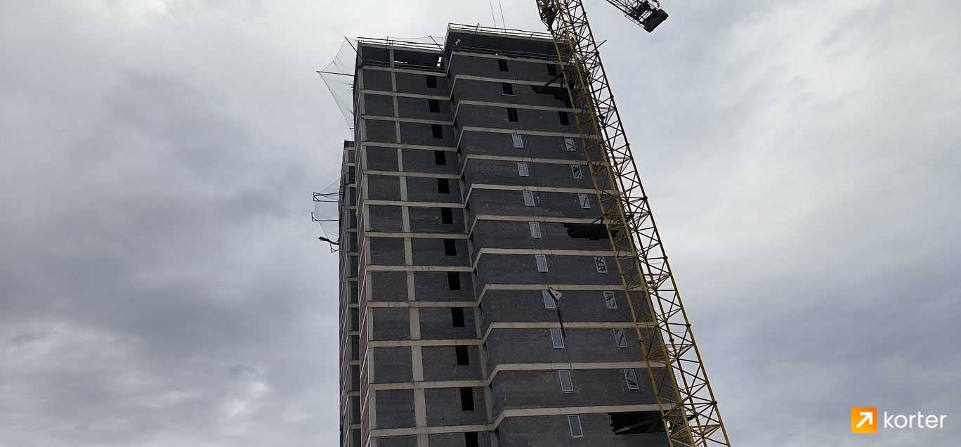 Construction progress Sarajishvili Tower - Spot 2, April 2024