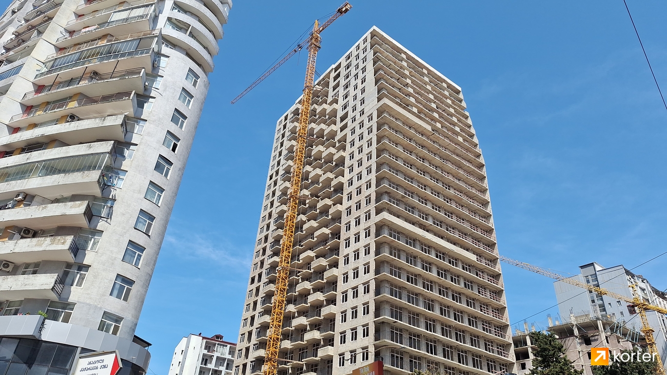 Construction progress Batumi Palace - Spot 1, April 2024