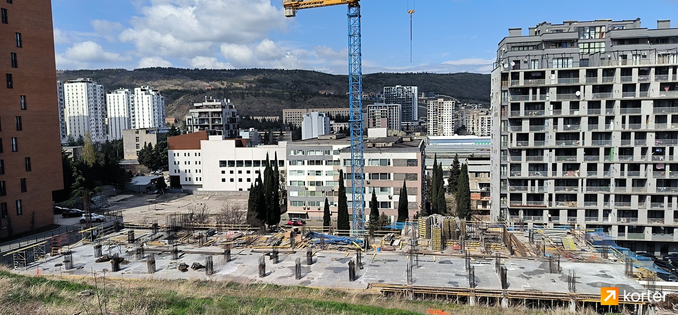 მშენებლობის პროცესი White Square Jikia - რაკურსი 1, აპრილი 2024