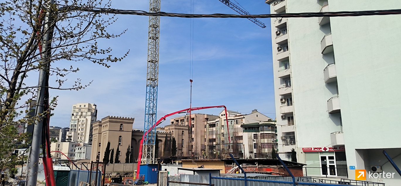 Construction progress Kazbegi Residence - Spot 1, апрель 2024