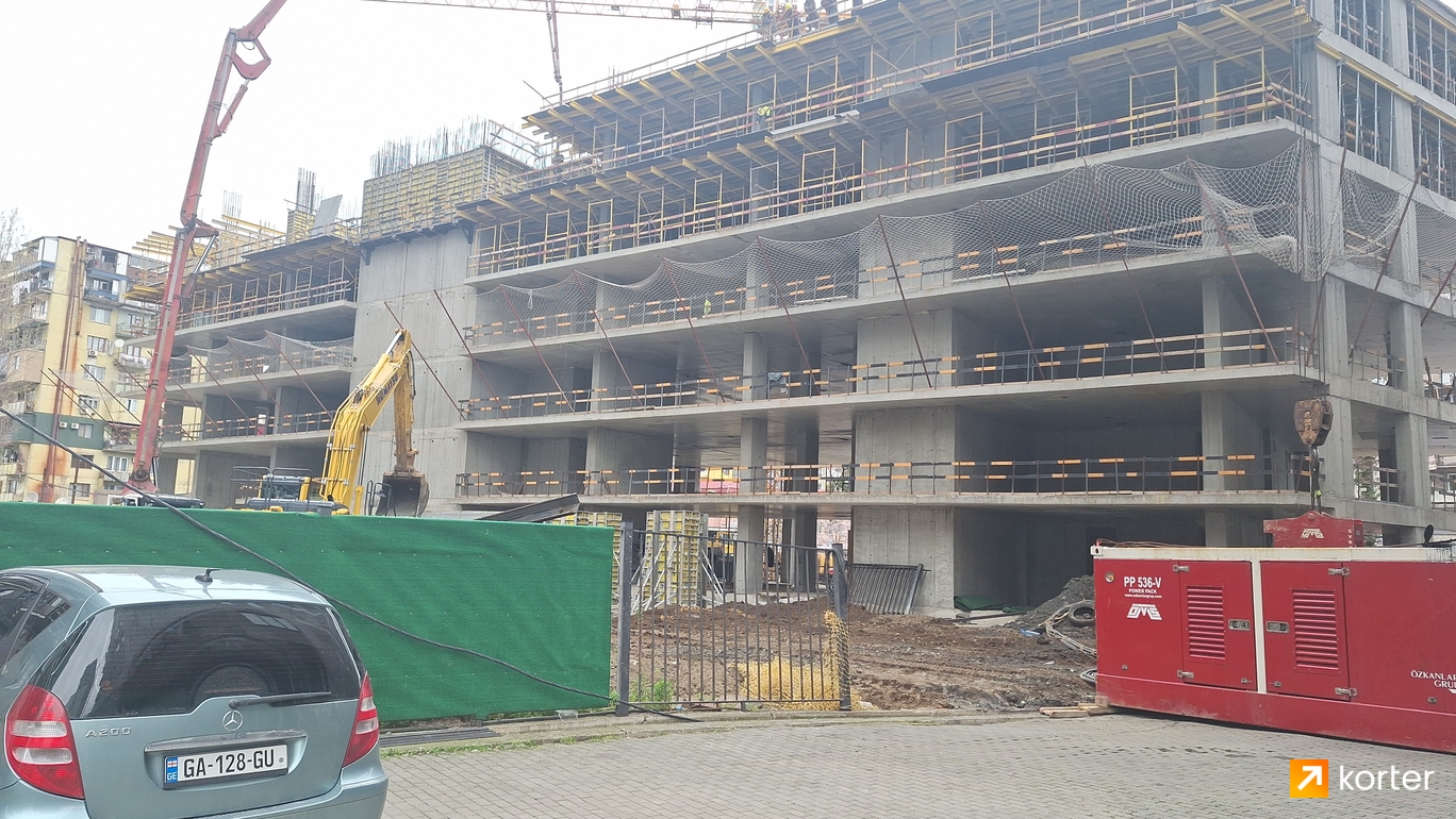 Construction progress Archi Ramada Batumi - Spot 1, April 2024