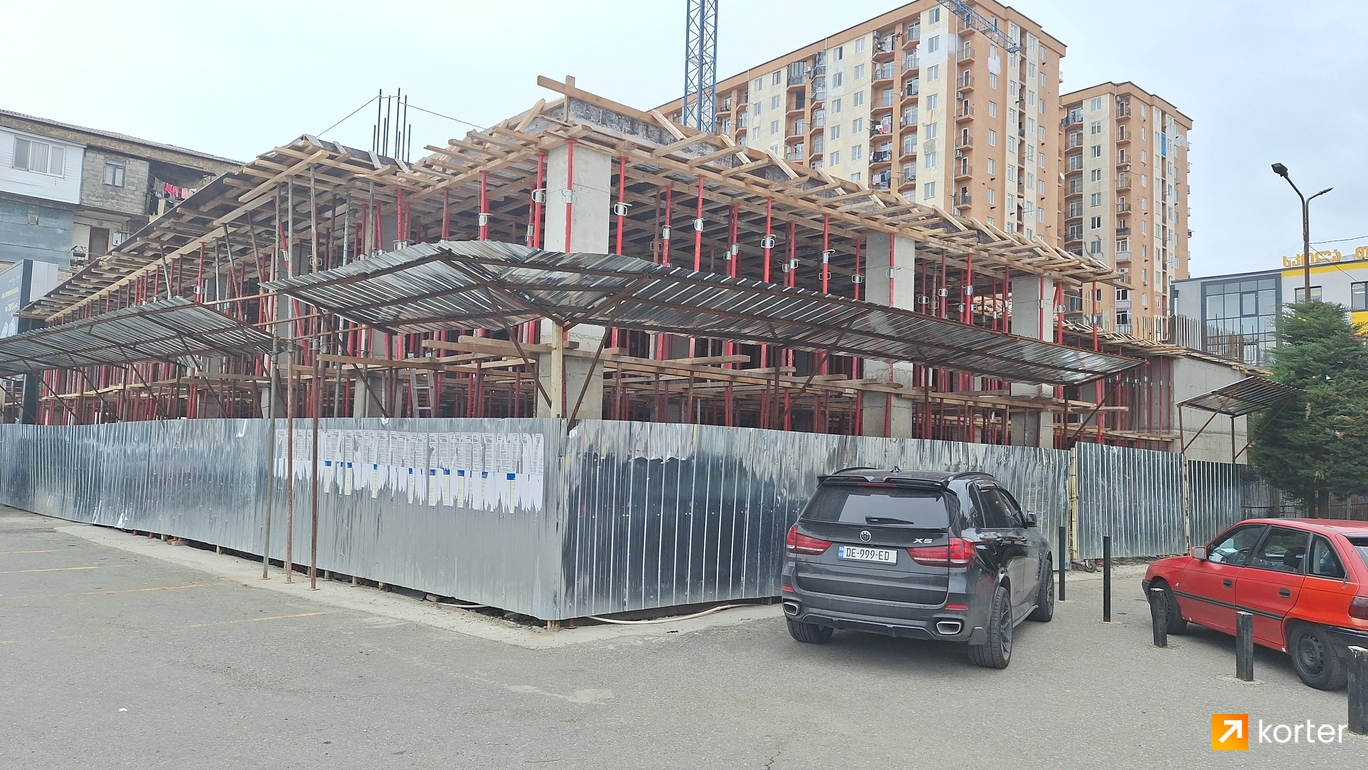 Construction progress Compact House - Spot 2, აპრილი 2024