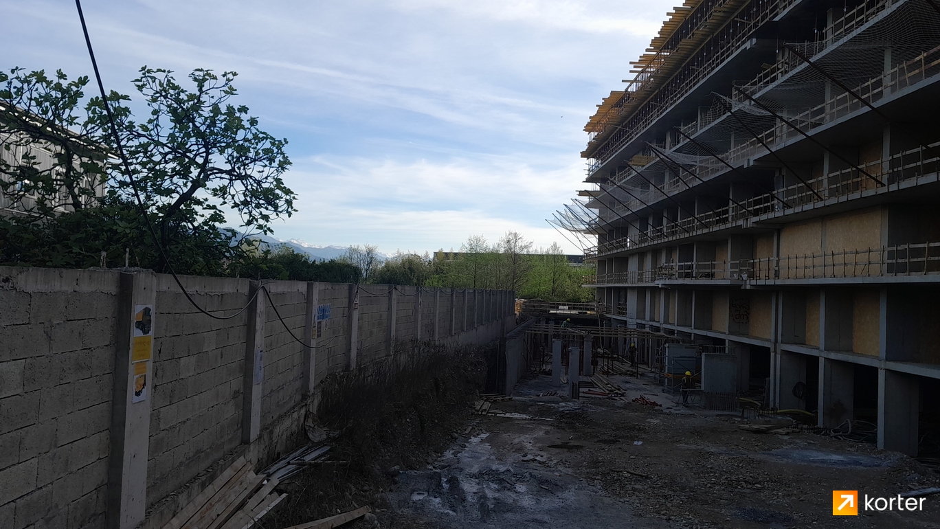 Construction progress Optima Residence - Spot 5, April 2024