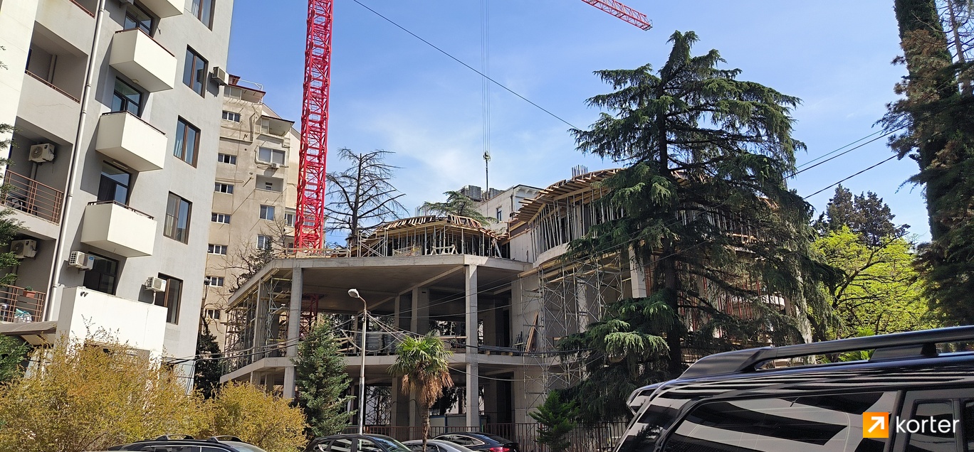 Construction progress Domus Chavchavadze 31 - Spot 1, April 2024