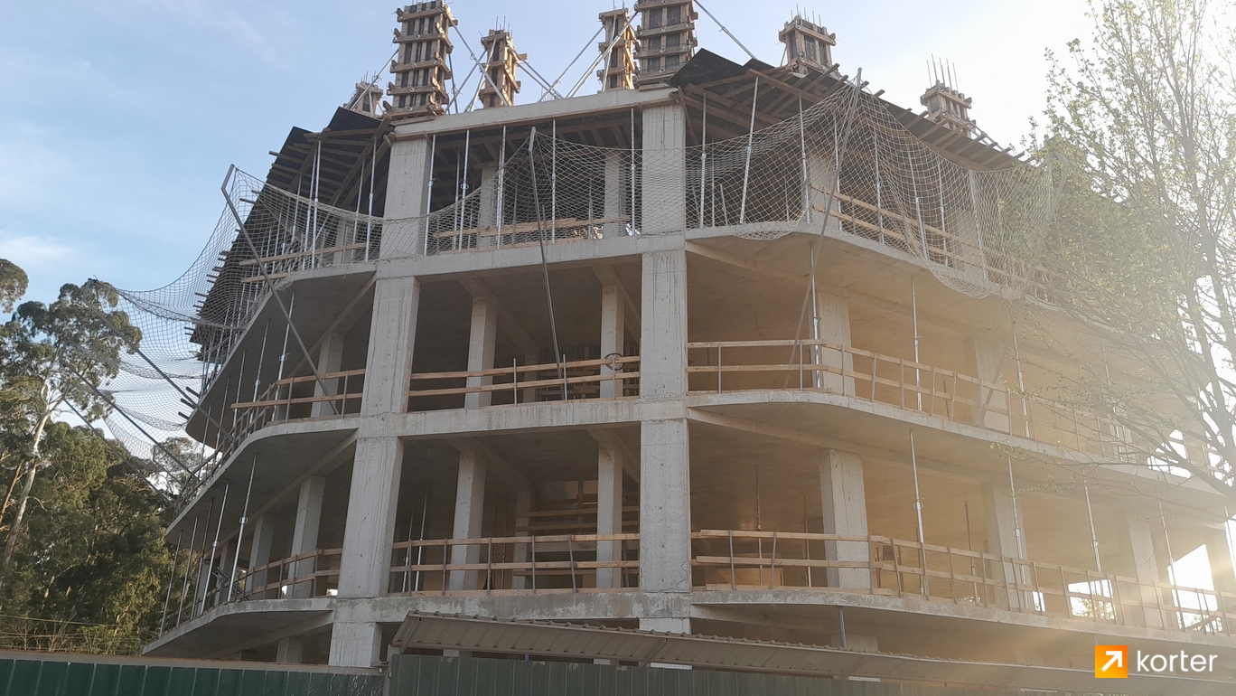 Construction progress Royal Residence Botanico - Spot 1, აპრილი 2024