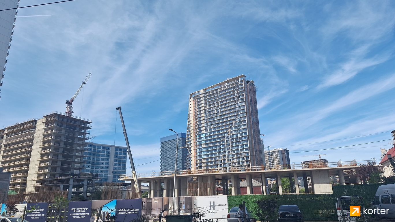 Construction progress Horizon Grand Residence - Spot 3, April 2024