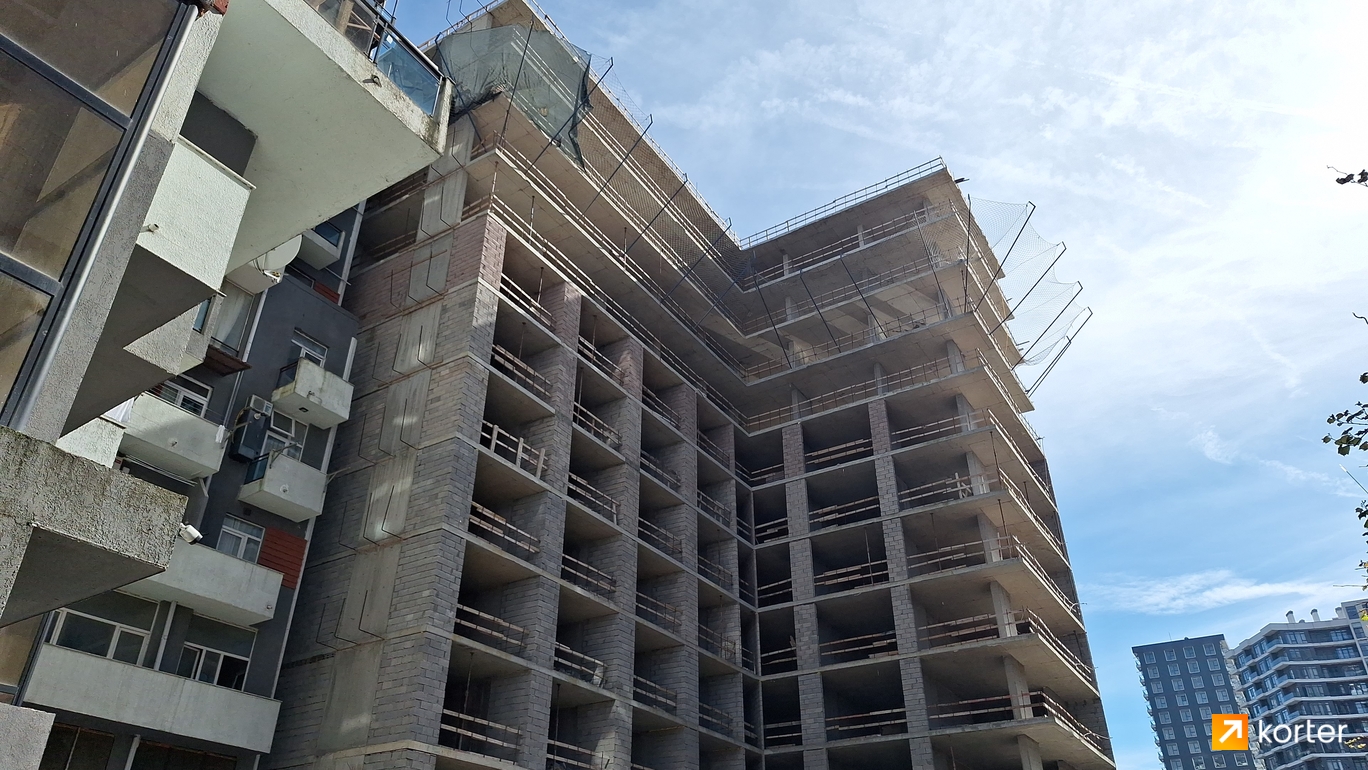 Construction progress Boulevard Residence - Spot 3, April 2024