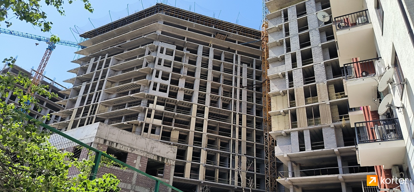 Construction progress Ecocity Krtsanisi - Spot 5, April 2024