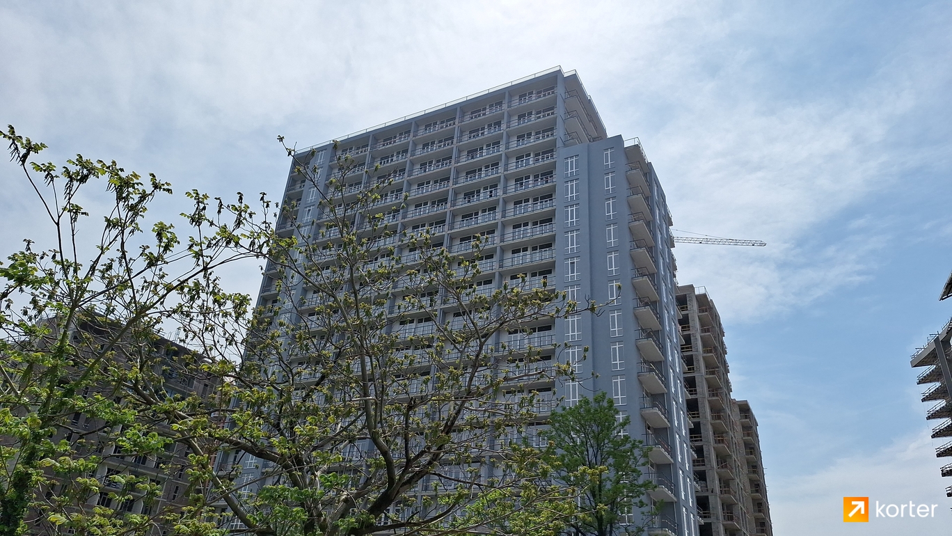 Construction progress New Boulevard Residence - Spot 9, April 2024