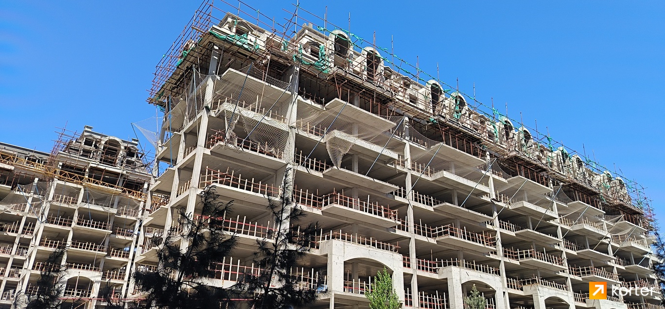 Construction progress Hualing Tbilisi Sea New City - Spot 4, April 2024