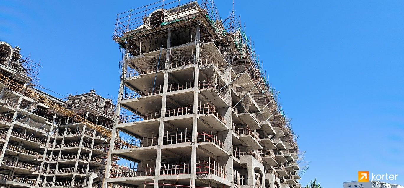 Construction progress Hualing Tbilisi Sea New City - Spot 7, April 2024