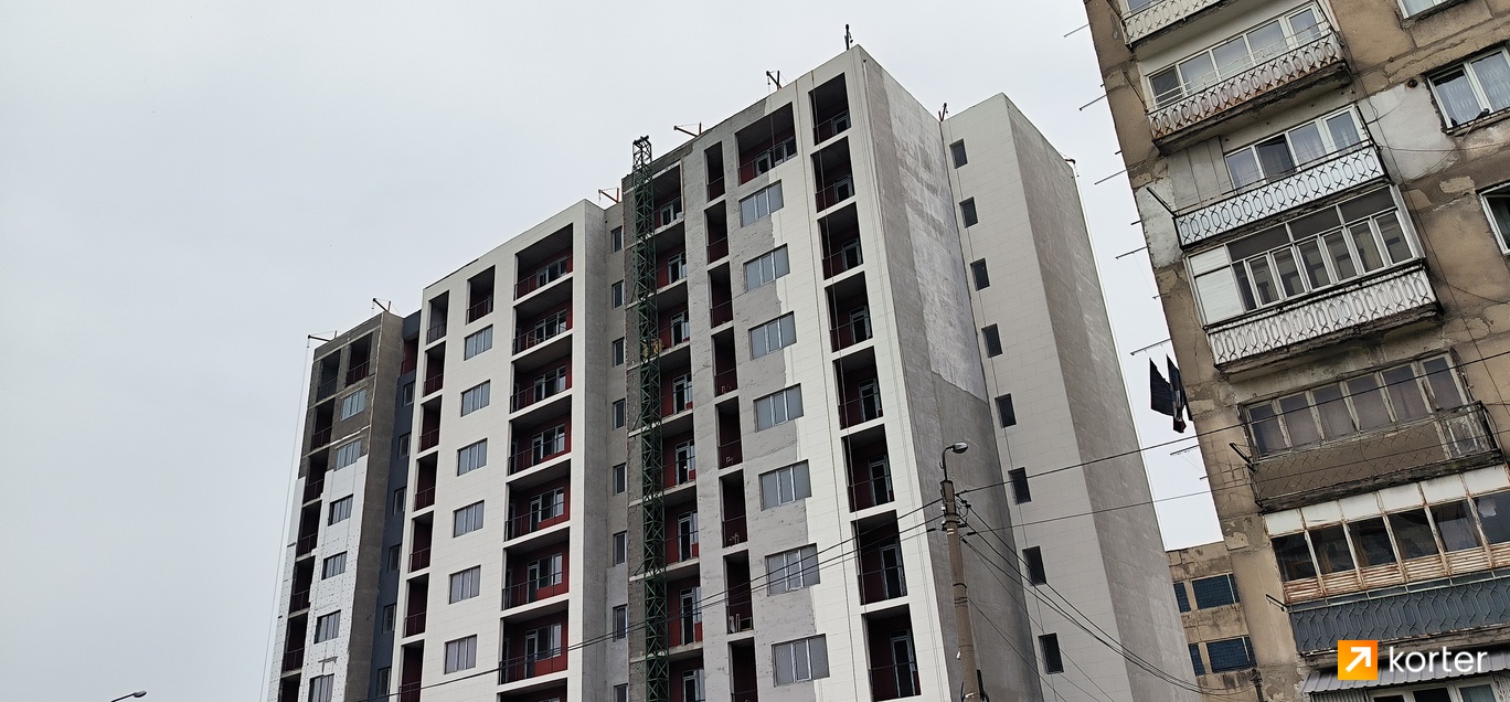 მშენებლობის პროცესი Residental building in Vazisubani - რაკურსი 1, აპრილი 2024