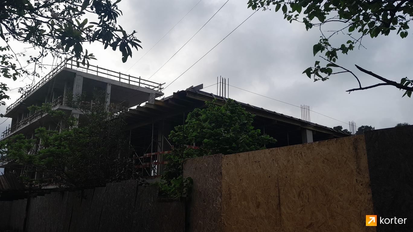 Construction progress Gabo Palace - Spot 4, April 2024