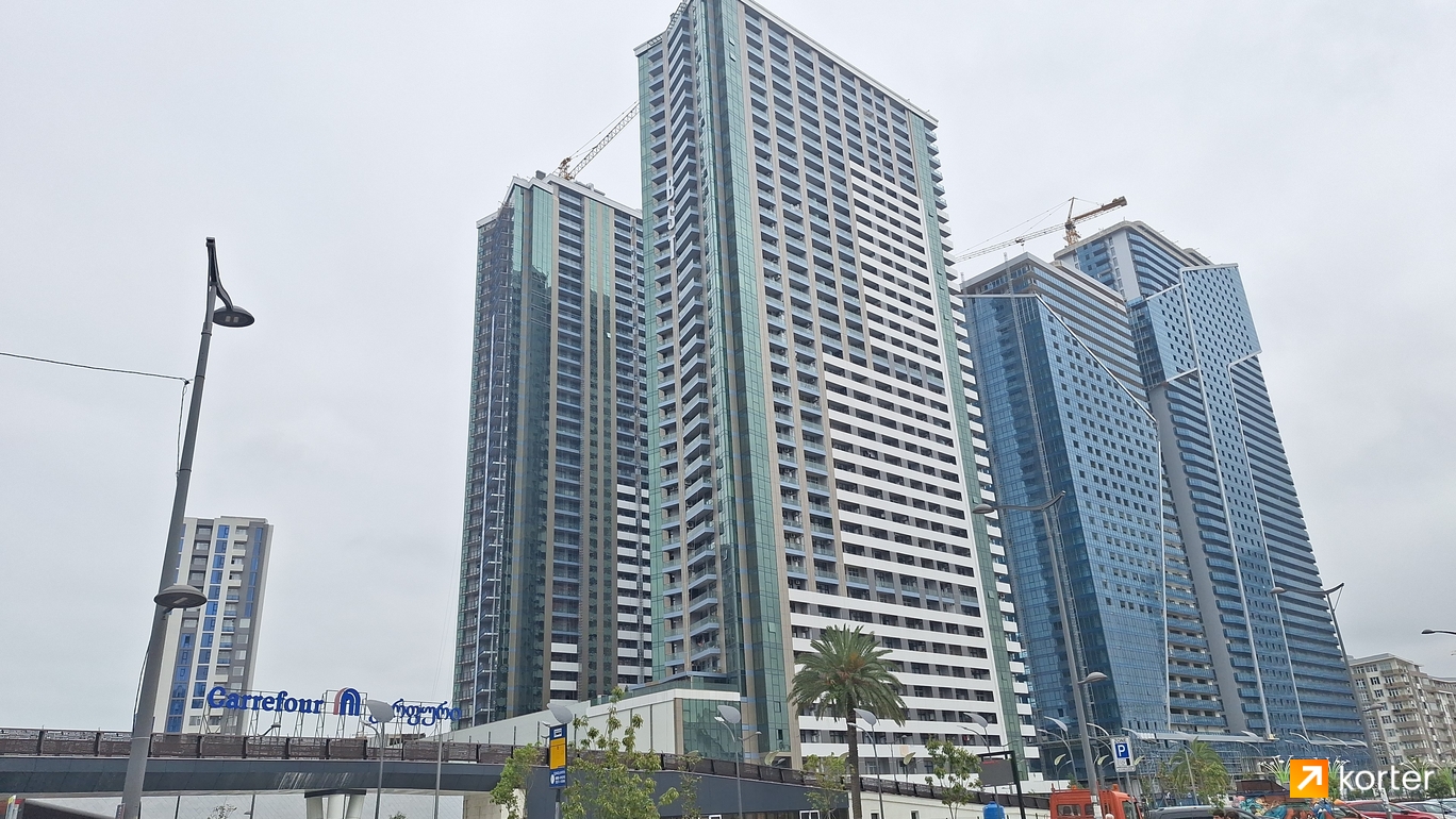 Construction progress Black Sea Towers - Spot 2, April 2024