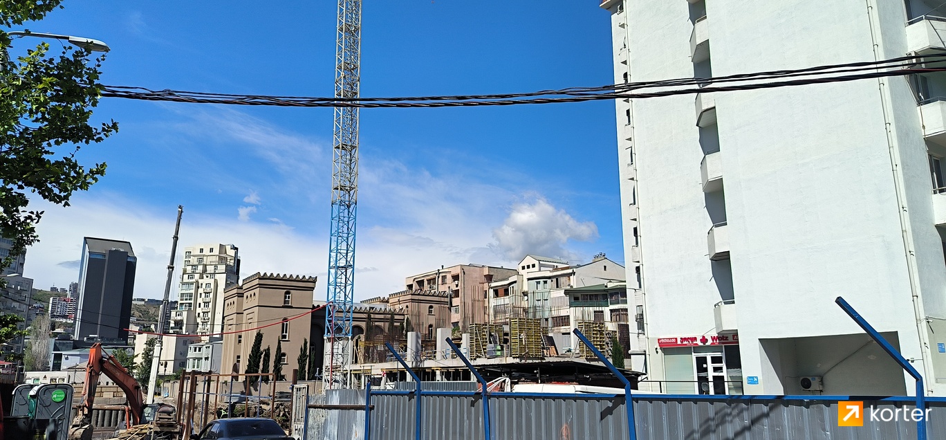 მშენებლობის პროცესი Kazbegi Residence - რაკურსი 1, май 2024