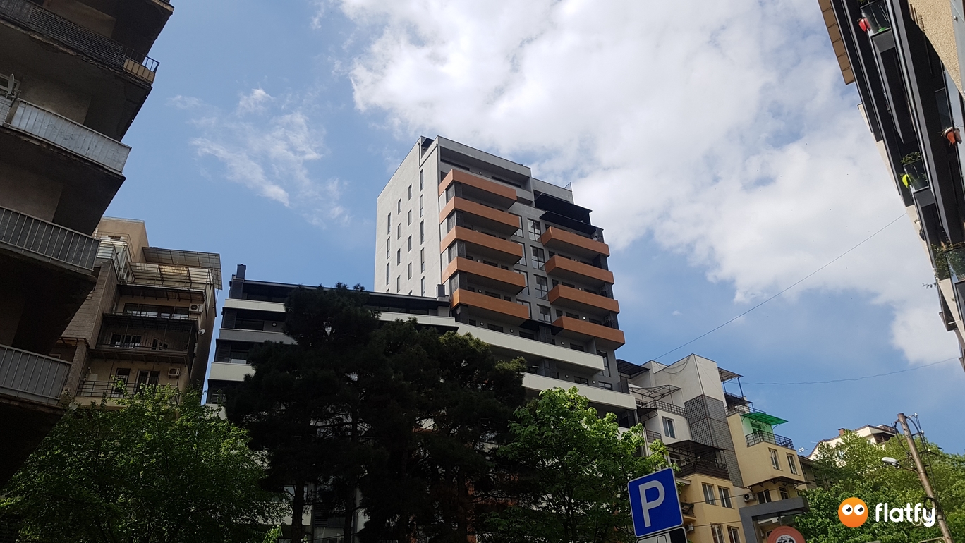 Construction progress Round Square Residence - Spot 5, May 2019