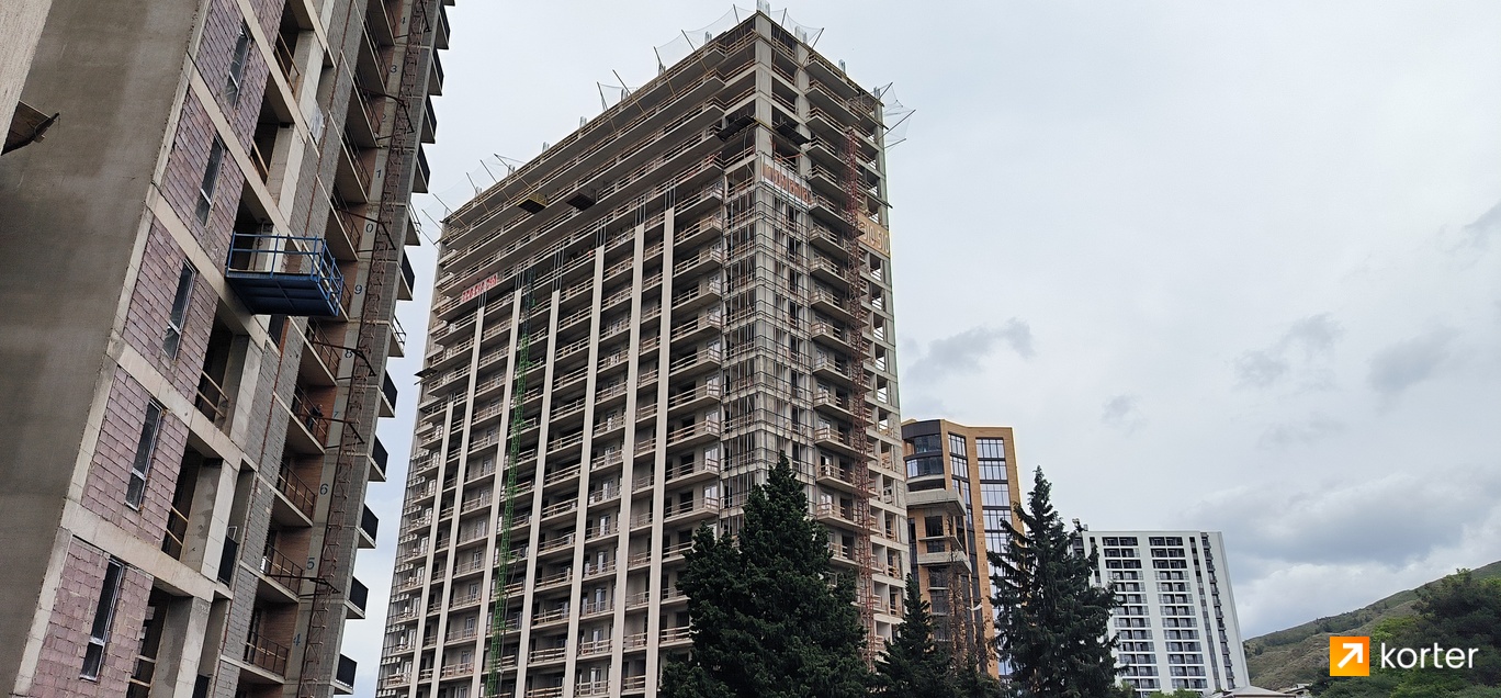 მშენებლობის პროცესი M Tower Ortachala - რაკურსი 1, მაისი 2024