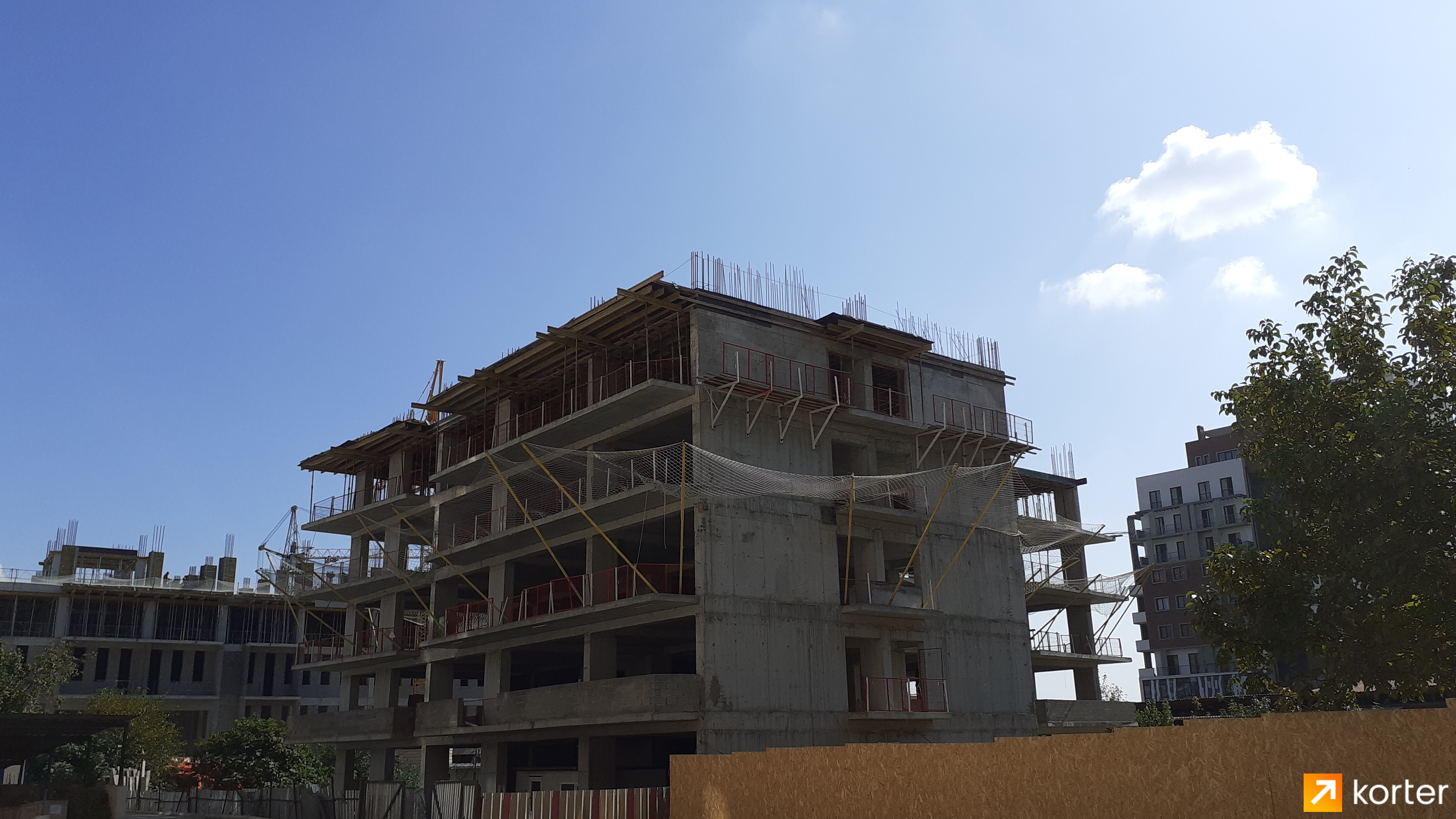 Construction progress Royal Tower - Angle 2, October 2020