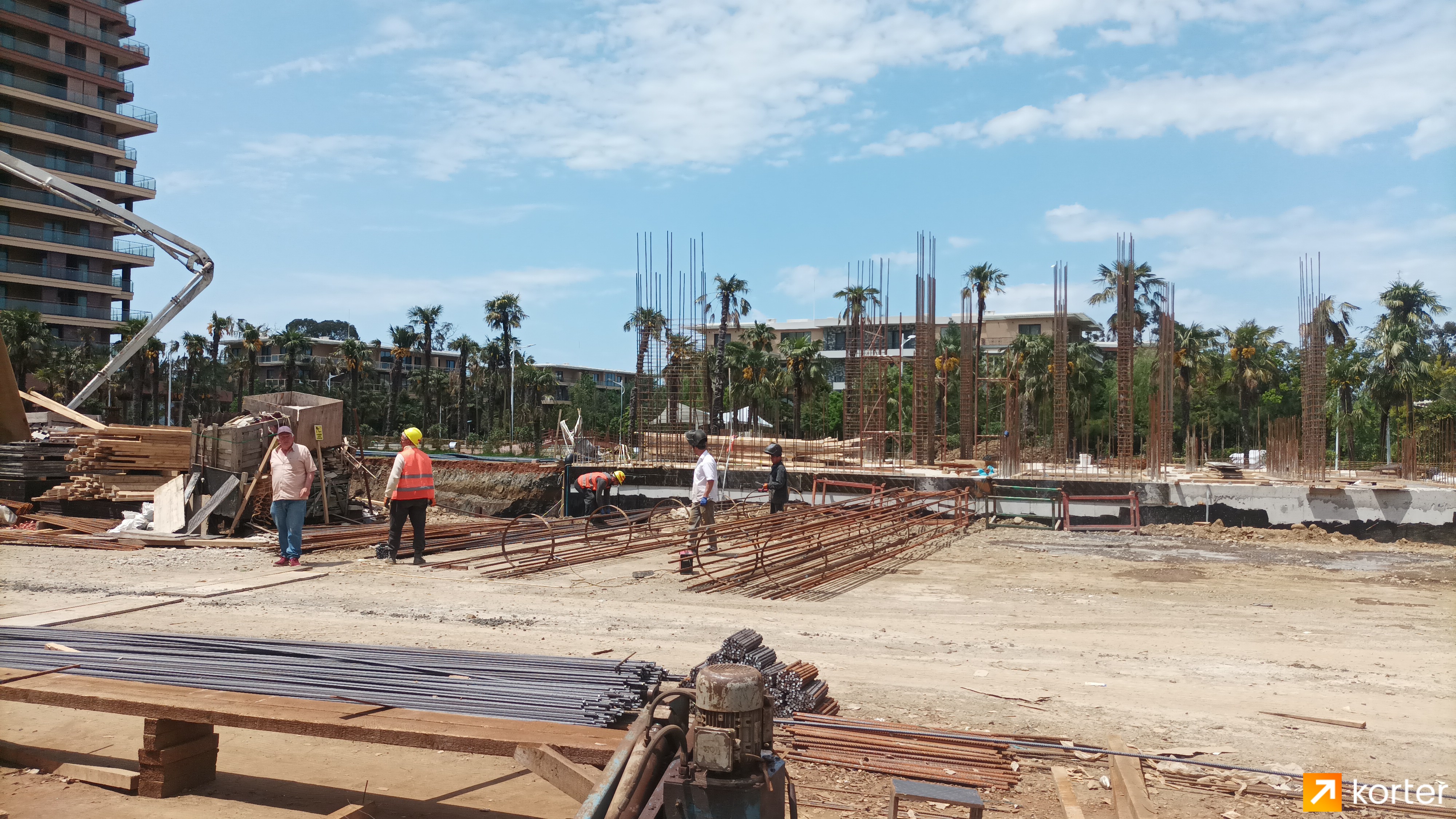 Construction progress Dreamland Oasis - Angle 16, May 2022