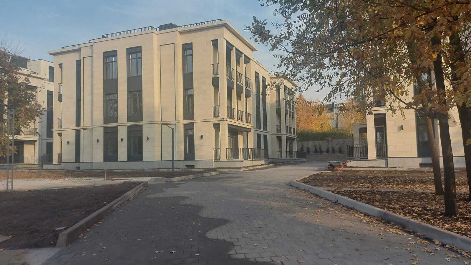 Клубный дом Посольский в Алматы