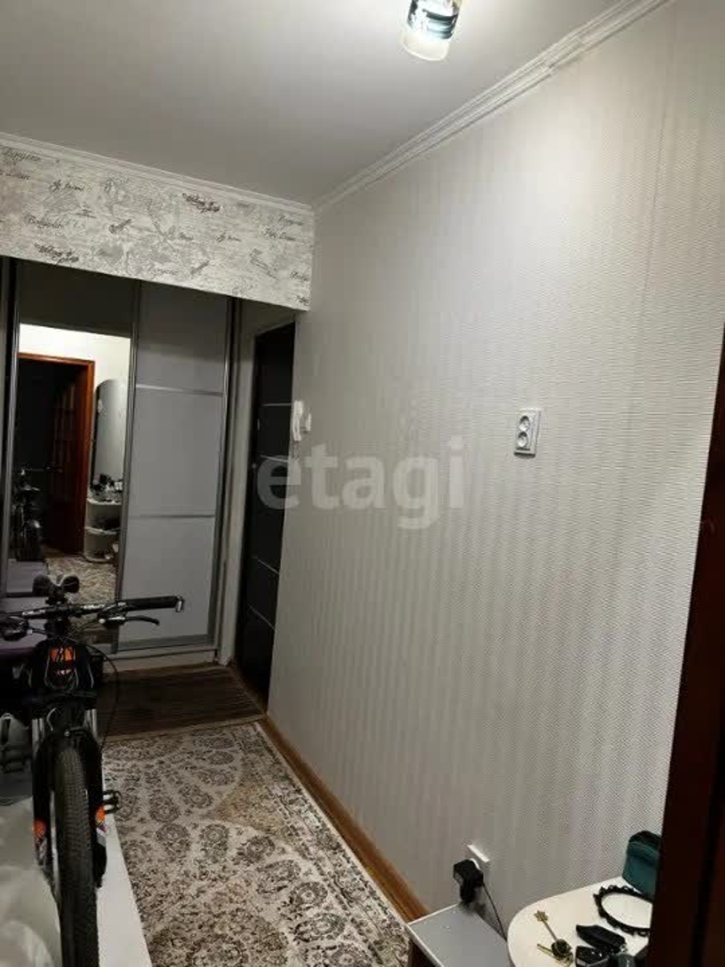 В продаже 2-комнатная квартира на 42м² в Орбита-1 мкр, 21 | Korter