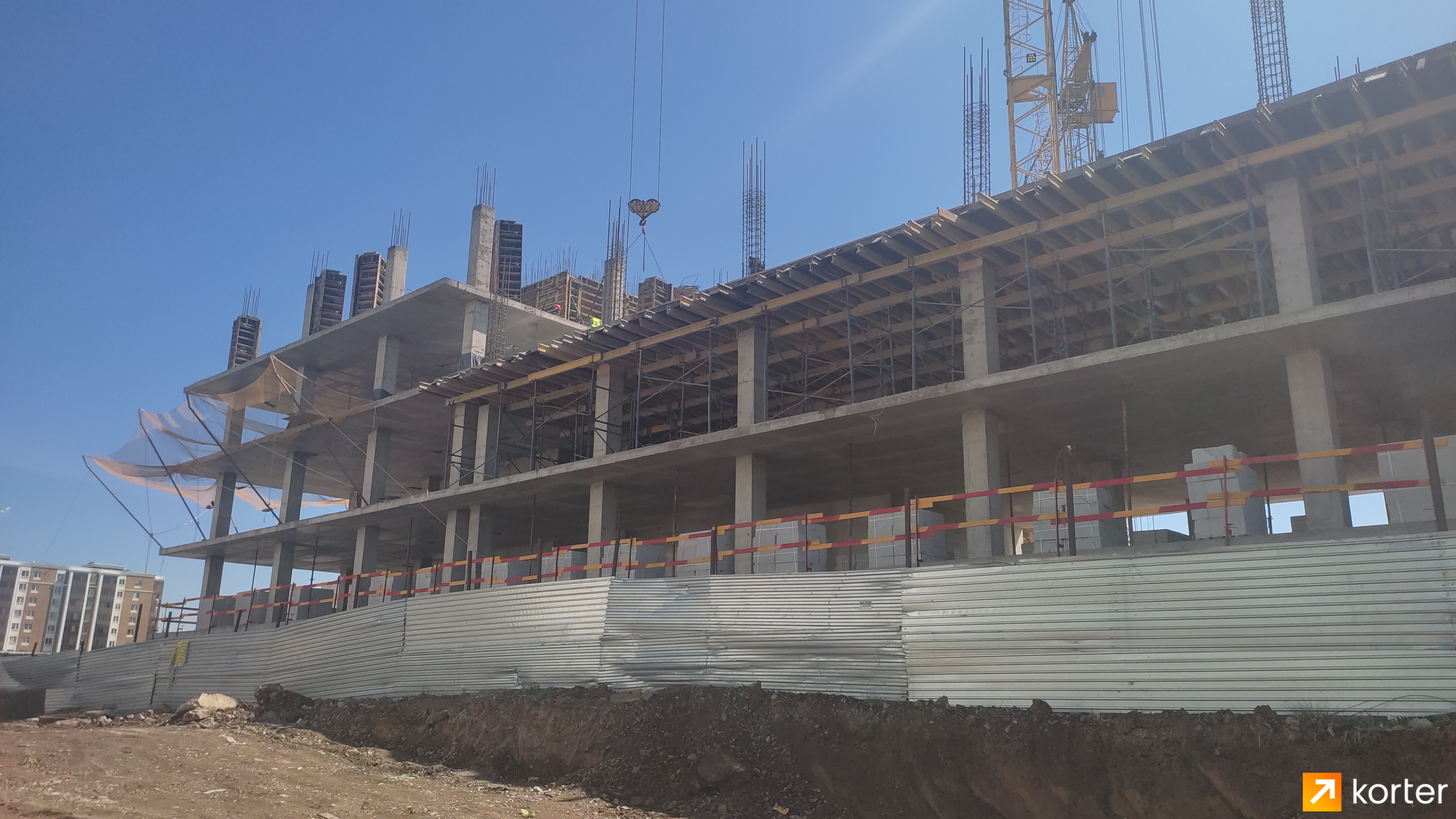 Ход строительства ЖК Amanat - Ракурс 5, Май 2022