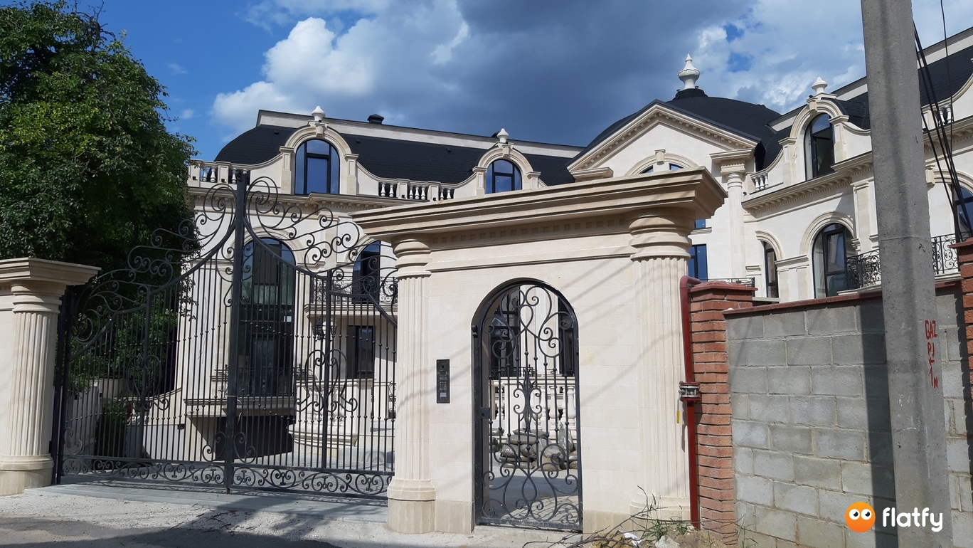 Ход строительства Rоyal French Residence - Ракурс 1, июль 2019