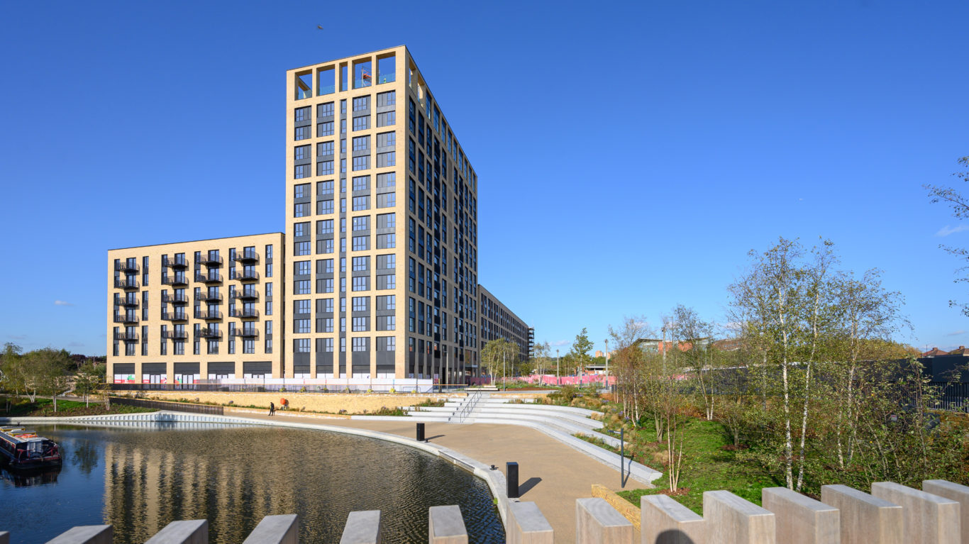 Greenford Quay in London