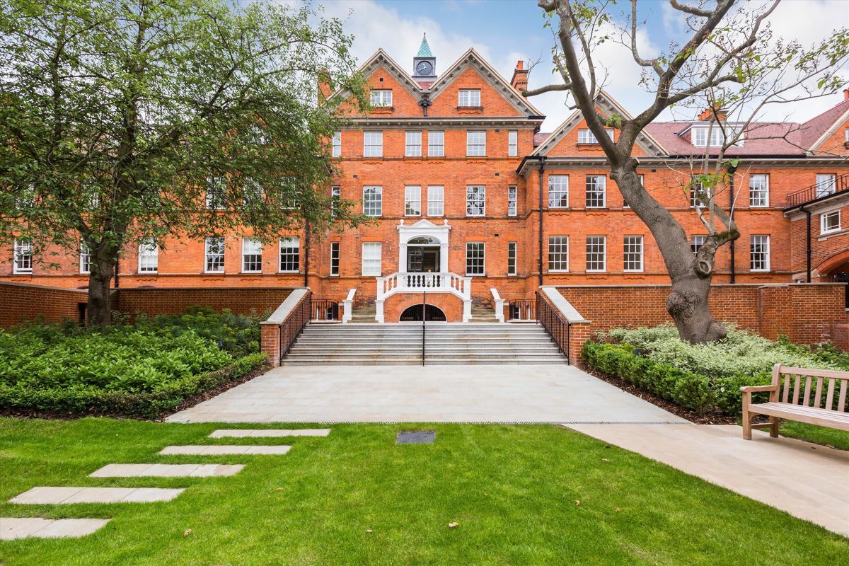 Hampstead Manor in London