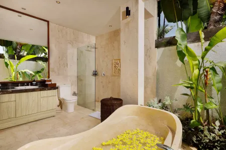 Villa Tenang Seminyak - Bali