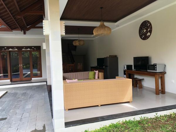  SPACIOUS - 3 BR BALINESE VILLA IN KUTA 3