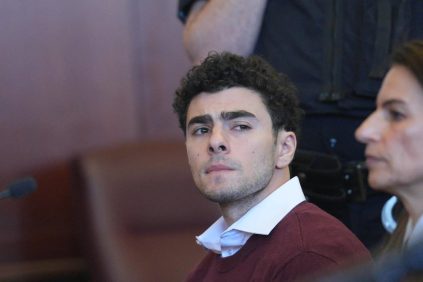 Luigi Mangione se declara no culpable de cargos estatales por el asesinato de un ejecutivo | Internacional | Noticias
