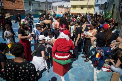 El arduo trabajo de ser Papá Noel en Venezuela: unos 815 niños venezolanos recibieron regalos como parte del proyecto 'Un juguete, una buena noticia' | Internacional | Noticias