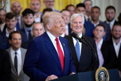 Estados Unidos Amenaza Con Aranceles del 104 % A China Si no Retira representa Comerciales de Comerciales del 8 de Abril | Internacional | Noticias