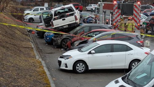 Saguenay Accidente espectacular: víctima de incomodidad, un piloto termina su carrera en varios autos