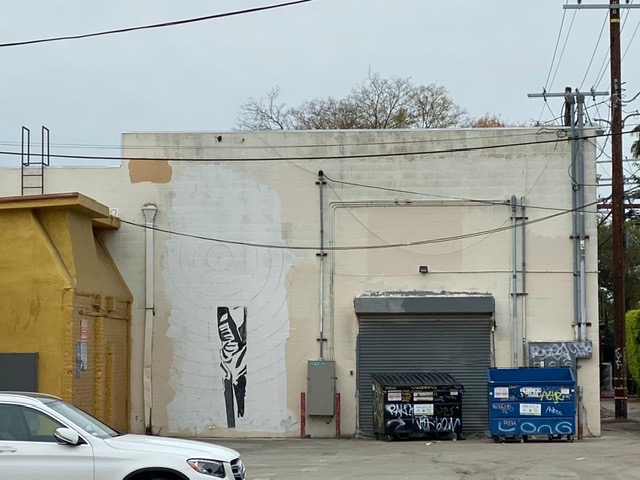 Los Angeles, 7609 Melrose Avenue, 90046 - Fairfax - Potential Art / Mural Site | Beautify