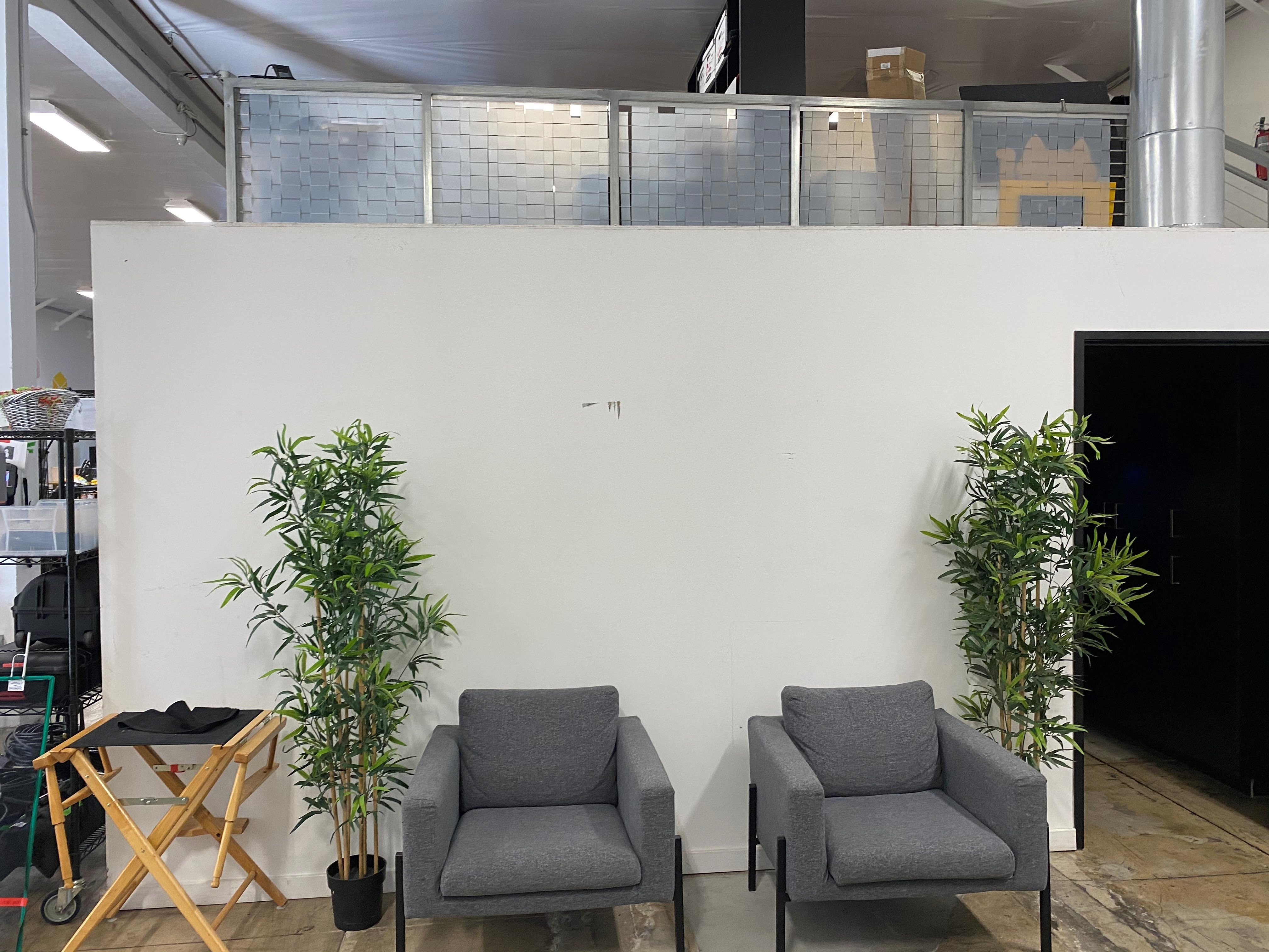 Los Angeles, 11318 Santa Monica Boulevard, 90025 - West Los Angeles - Potential Art / Mural Site | Beautify