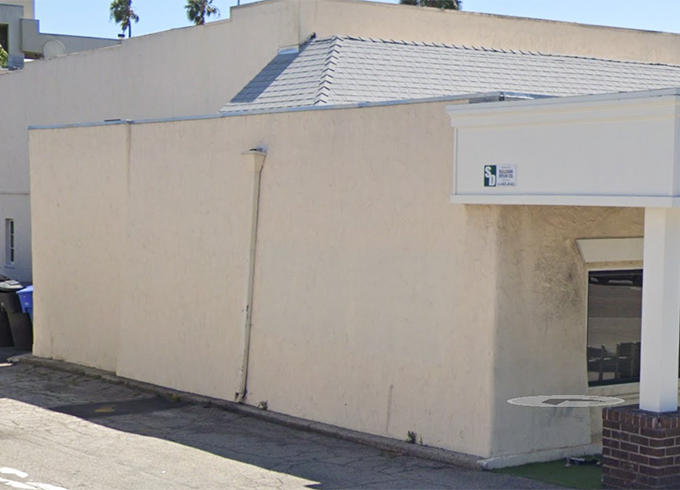 Santa Monica, 2010 Wilshire Boulevard, 90403 - Mid-City - Potential Art / Mural Site | Beautify