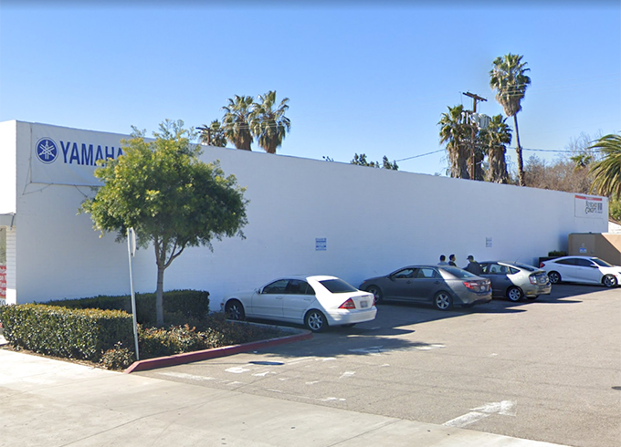 Los Angeles, 5539 Van Nuys Boulevard, 91401 - Sherman Oaks - Potential Art / Mural Site | Beautify