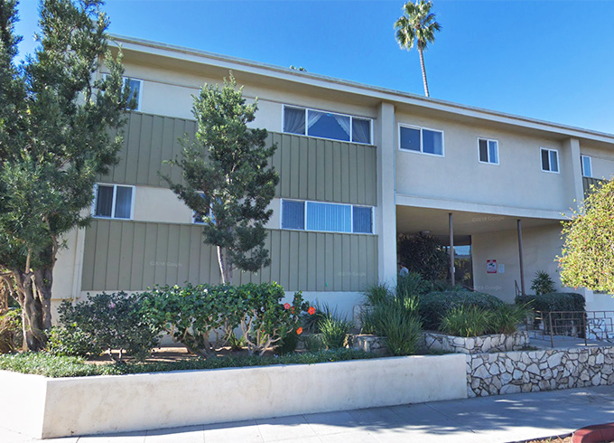 Santa Monica, 2120 4th Street, 90405 - Ocean Park - Potential Art / Mural Site | Beautify