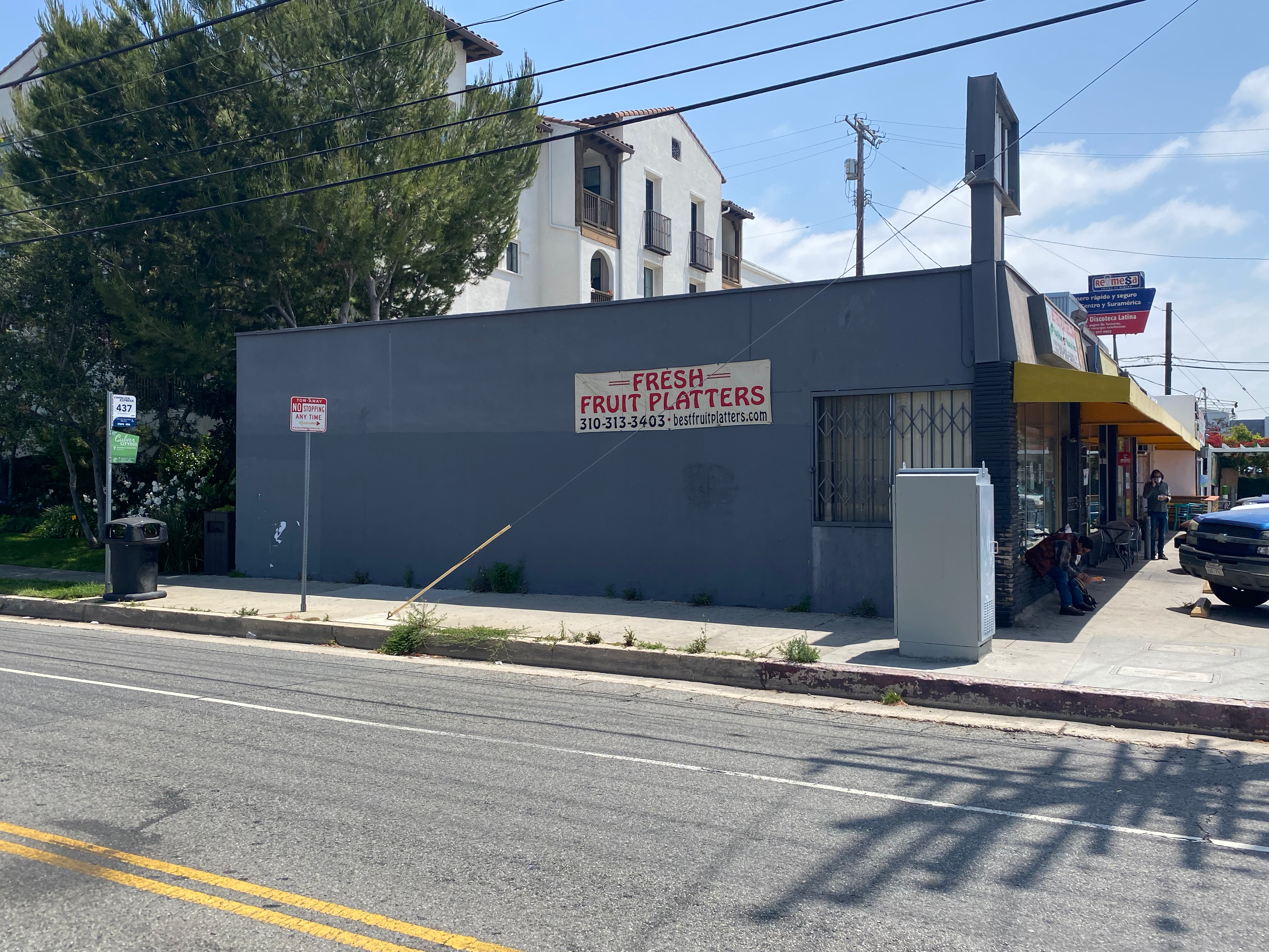 Los Angeles, 90066 - Los Angeles - Potential Art / Mural Site | Beautify