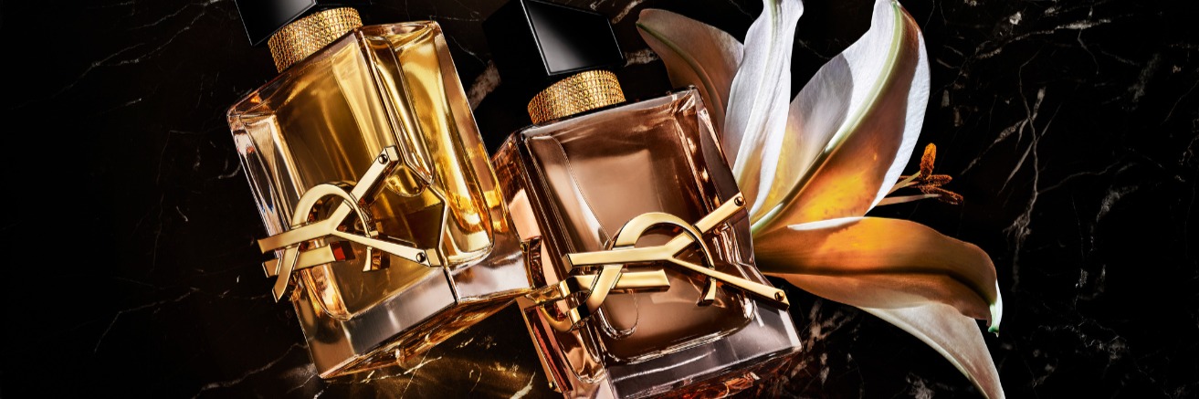 YVES SAINT LAURENTの背景画像