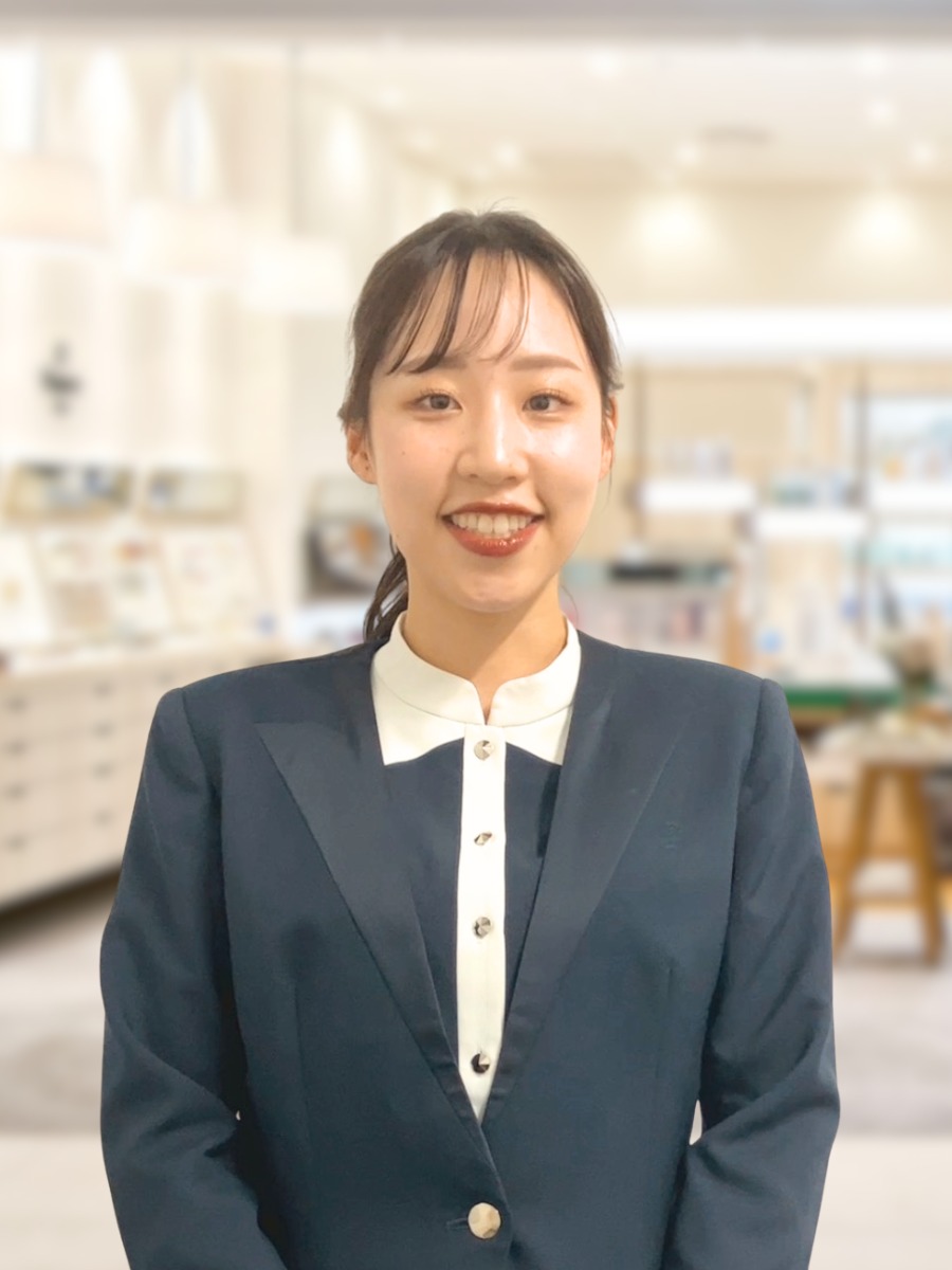アルビオンに入社を決めた理由の動画の写真